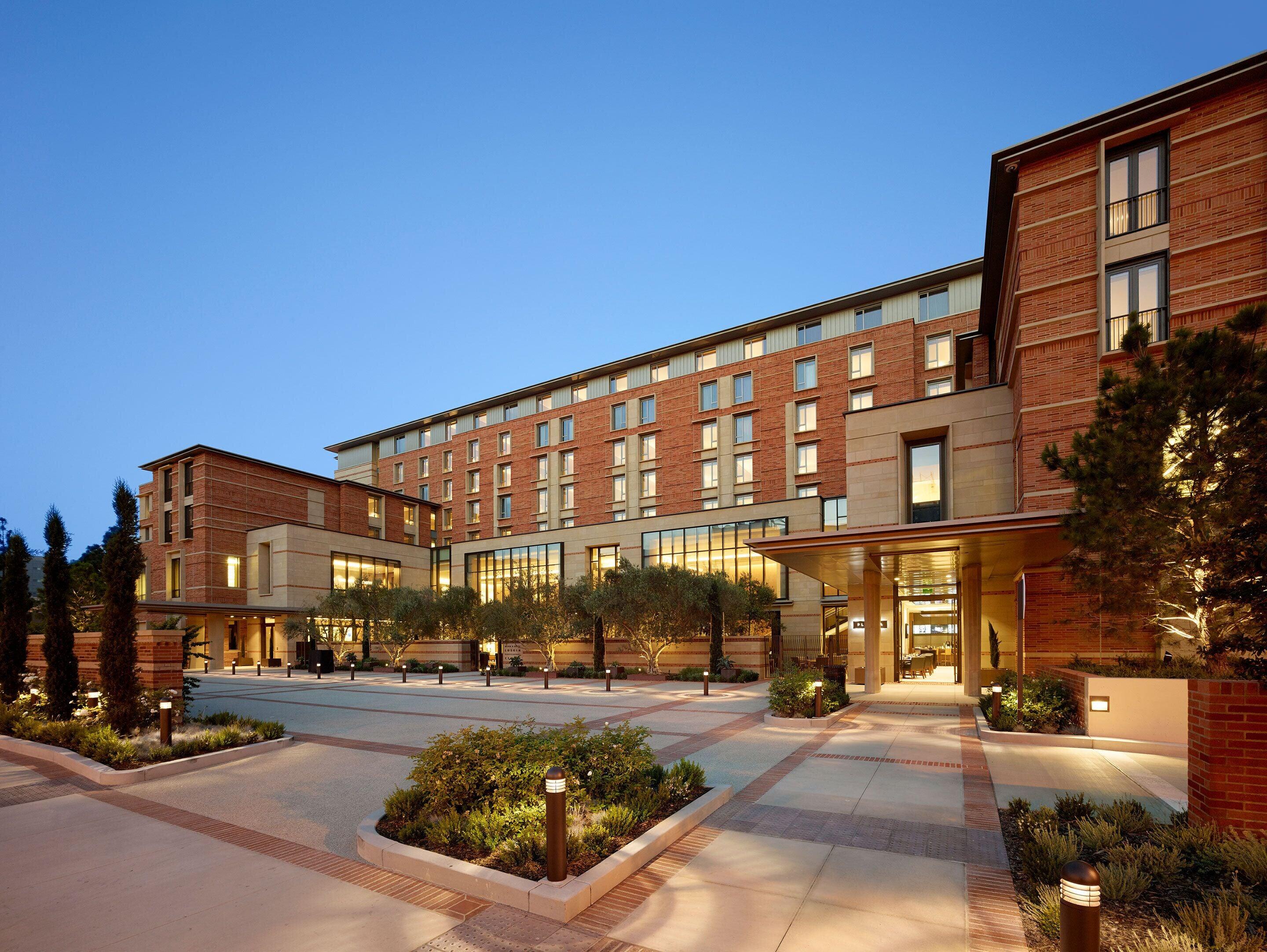 Luskin Hotel — Photos 1